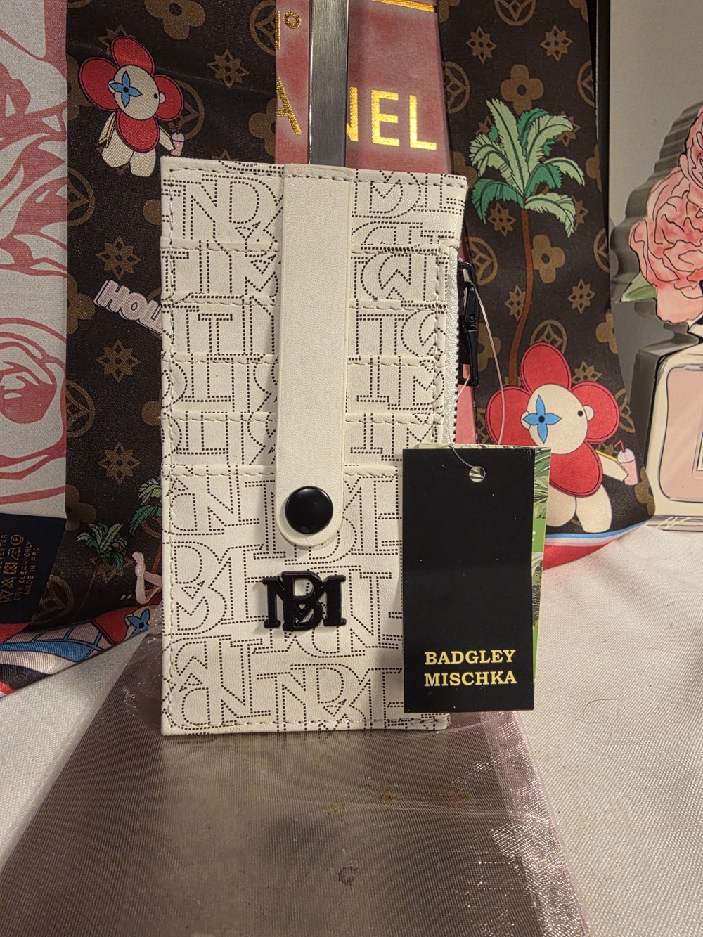 Badgley Mischka Slim Wallet/Card Holder